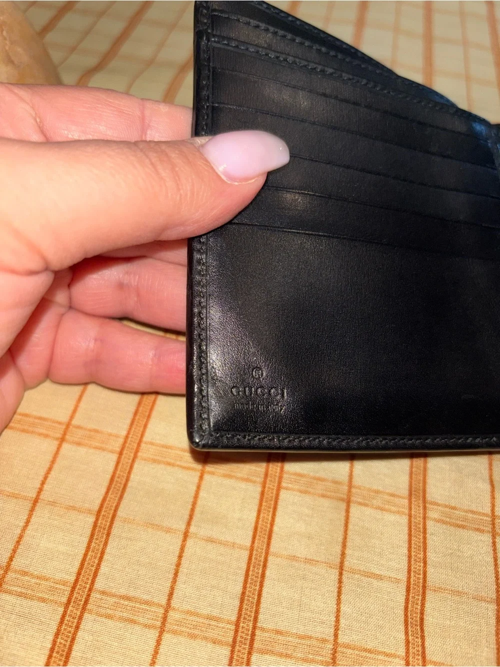 Gucci smooth black